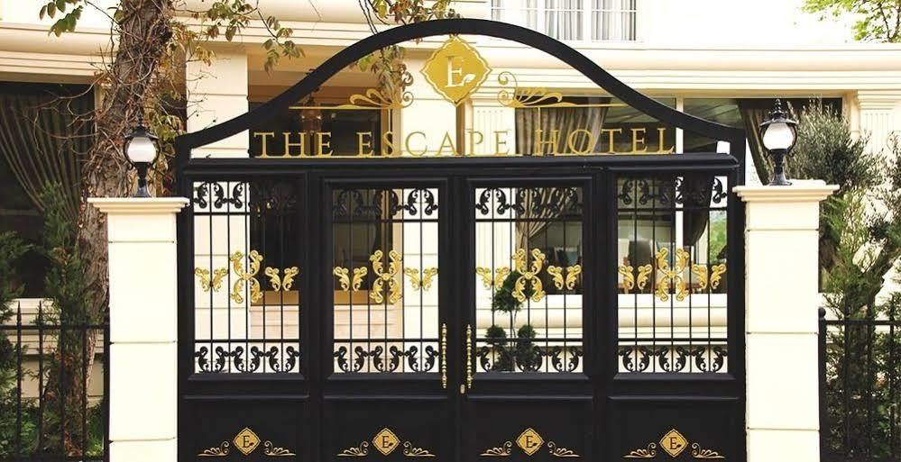 The Escape Hotel อักวา ภายนอก รูปภาพ