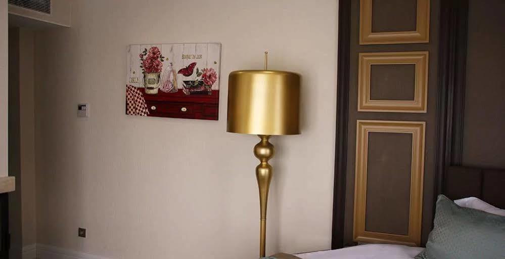 The Escape Hotel อักวา ภายนอก รูปภาพ