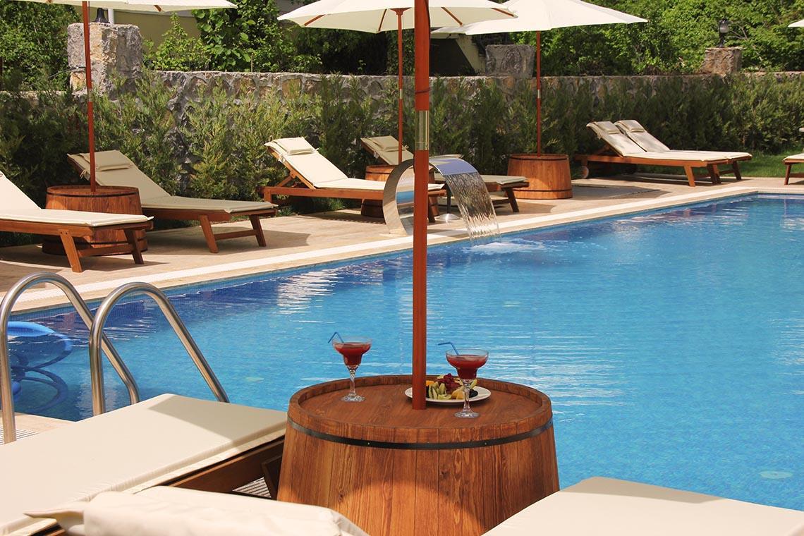 The Escape Hotel อักวา ภายนอก รูปภาพ